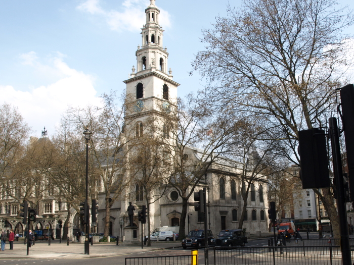 St Clement Danes image 1